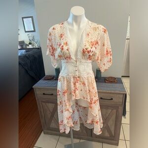 Toby & Olive white and pink floral high low top